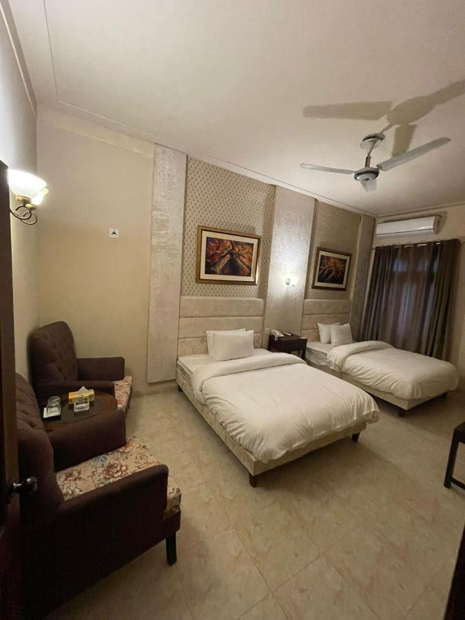 Shelton Hotel Mardan מראה חיצוני תמונה